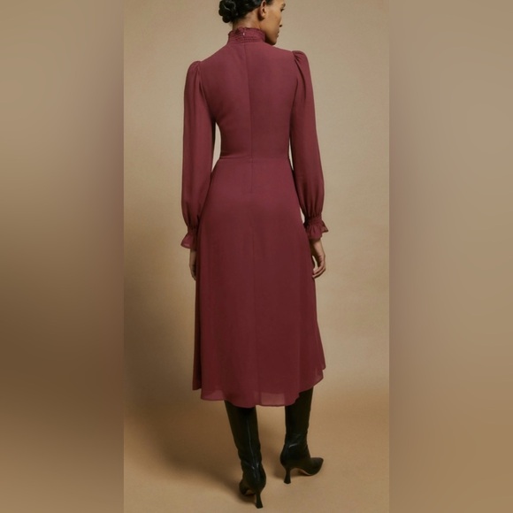 Reformation Stevie Dress in Plum - Picture 2 of 10